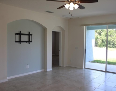 5024 119th Terrace E - Photo Thumbnail 6