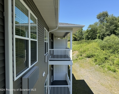 104 Circle Drive - Photo Thumbnail 18