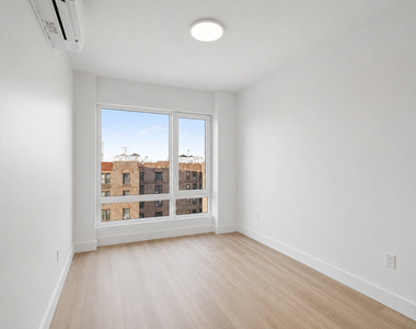 80 Linden Blvd - Photo Thumbnail 3