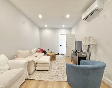 99 Ralph Ave - Photo Thumbnail 10