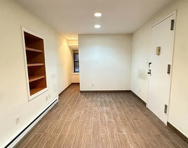 105 East 88th Street - Photo Thumbnail 4
