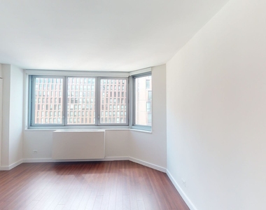 401 E 34th St - Photo Thumbnail 1