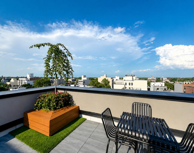 706 East 32nd Street - Photo Thumbnail 9