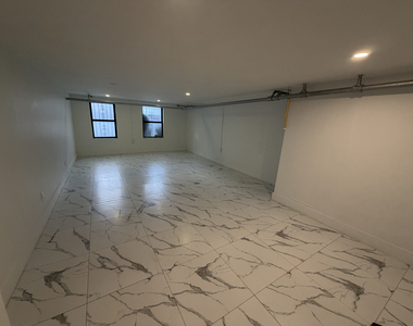 115 Carlton Avenue - Photo Thumbnail 14