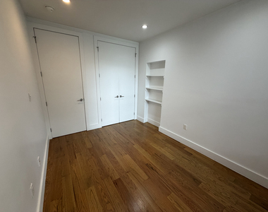 115 Carlton Avenue - Photo Thumbnail 11
