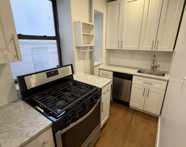 115 Carlton Avenue - Photo Thumbnail 6