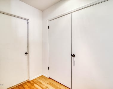 421 Irondale Drive - Photo Thumbnail 11