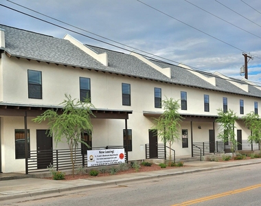 1061 Ranger Street - Photo Thumbnail 12