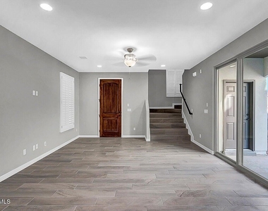 14717 Pebble Hills Boulevard - Photo Thumbnail 4