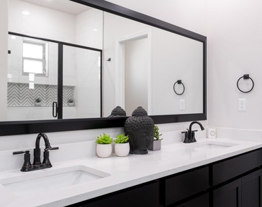 14717 Pebble Hills Boulevard - Photo Thumbnail 30
