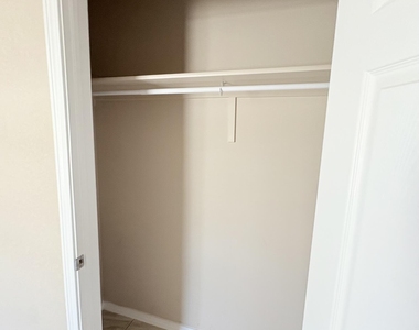 8503 Leo Street - Photo Thumbnail 13