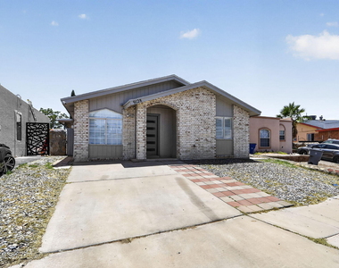 9128 Bur Oak Circle - Photo Thumbnail 1