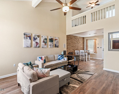 12192 Sun Bridge Place - Photo Thumbnail 3