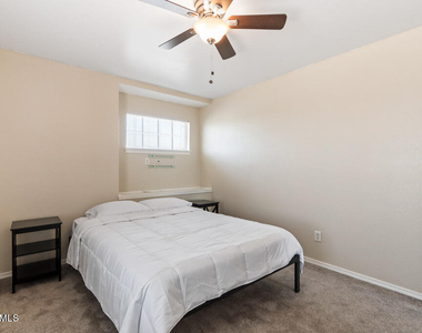 12192 Sun Bridge Place - Photo Thumbnail 21