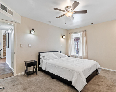 12192 Sun Bridge Place - Photo Thumbnail 17