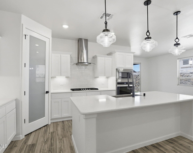253 Farnborough Street - Photo Thumbnail 16