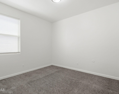 253 Farnborough Street - Photo Thumbnail 24