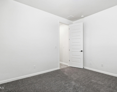 253 Farnborough Street - Photo Thumbnail 23