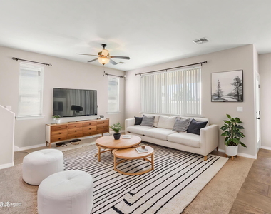 12664 Azulejos Street - Photo Thumbnail 5