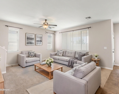 12664 Azulejos Street - Photo Thumbnail 7