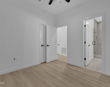 1519 Golden Hill Terrace - Photo Thumbnail 30