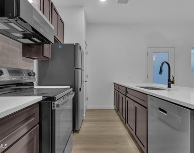 1519 Golden Hill Terrace - Photo Thumbnail 11