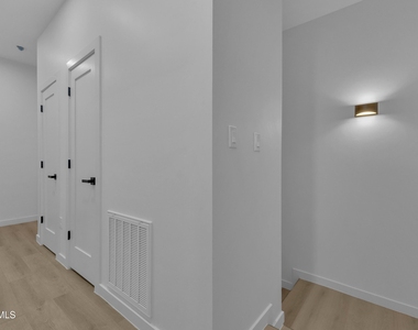 1519 Golden Hill Terrace - Photo Thumbnail 27