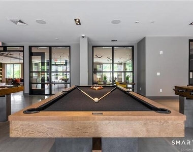 300 Glover Avenue - Photo Thumbnail 10