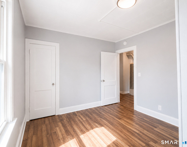 893 Highland Avenue - Photo Thumbnail 9