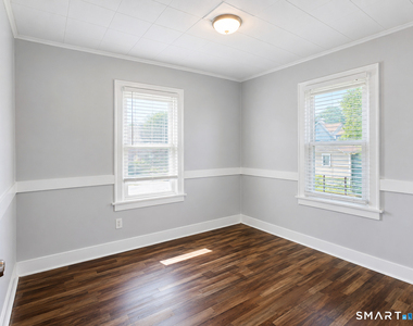 893 Highland Avenue - Photo Thumbnail 10