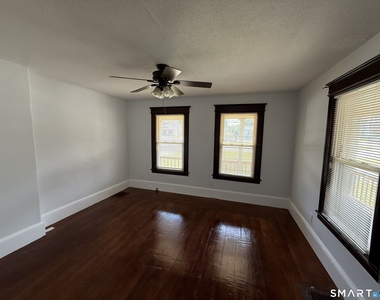 694 Enfield Street - Photo Thumbnail 10