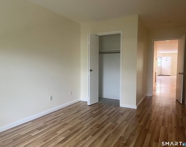 37 Greenwich Avenue - Photo Thumbnail 17