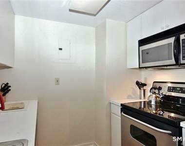 127 Greyrock Place - Photo Thumbnail 10