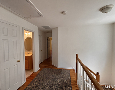 405 South Pine Creek Road - Photo Thumbnail 9