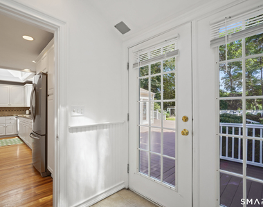 141 Idlewood Drive - Photo Thumbnail 10