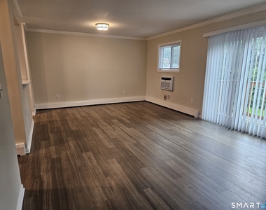 1401 Farmington Avenue - Photo Thumbnail 1
