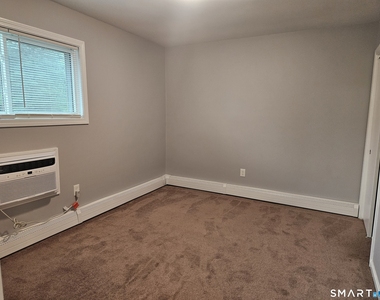 1401 Farmington Avenue - Photo Thumbnail 6