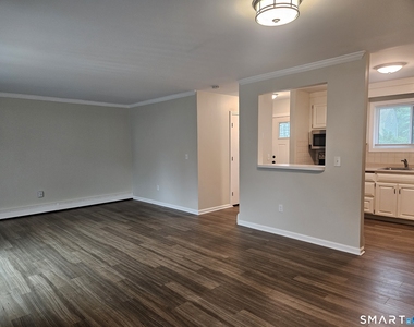 1401 Farmington Avenue - Photo Thumbnail 2