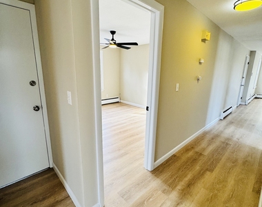 5 Walnut Street - Photo Thumbnail 1