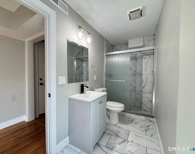 35 Dana Street - Photo Thumbnail 5