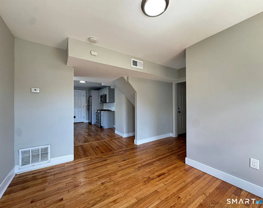 35 Dana Street - Photo Thumbnail 7