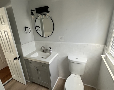 31 Ives Street - Photo Thumbnail 9