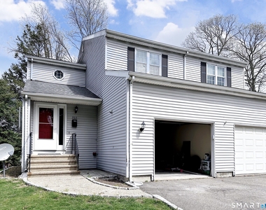 203 Capewell Avenue - Photo Thumbnail 5
