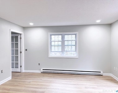 203 Capewell Avenue - Photo Thumbnail 14
