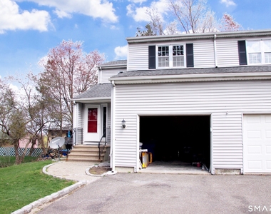 203 Capewell Avenue - Photo Thumbnail 6
