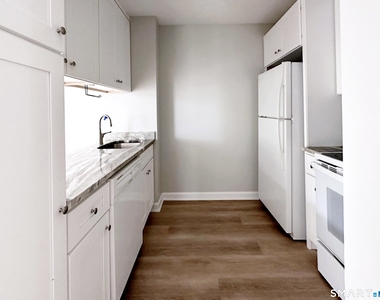203 Capewell Avenue - Photo Thumbnail 19