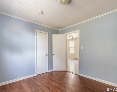 793 Brewster Street - Photo Thumbnail 9