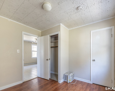 793 Brewster Street - Photo Thumbnail 7