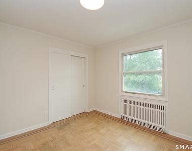 306 Courtland Avenue - Photo Thumbnail 12