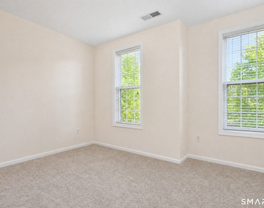 1 Rivington Way - Photo Thumbnail 9